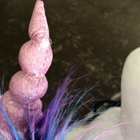 LUNA Unicorn Slippers - Picture 8 of 8